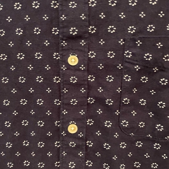 Men’s Lucky Brand Navy blue button down shirt with white novelty print. … - Picture 2 of 5